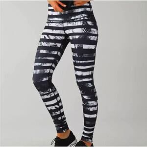 lululemon black and white shady palms leggings